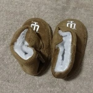 Baby IU slippers - NEW